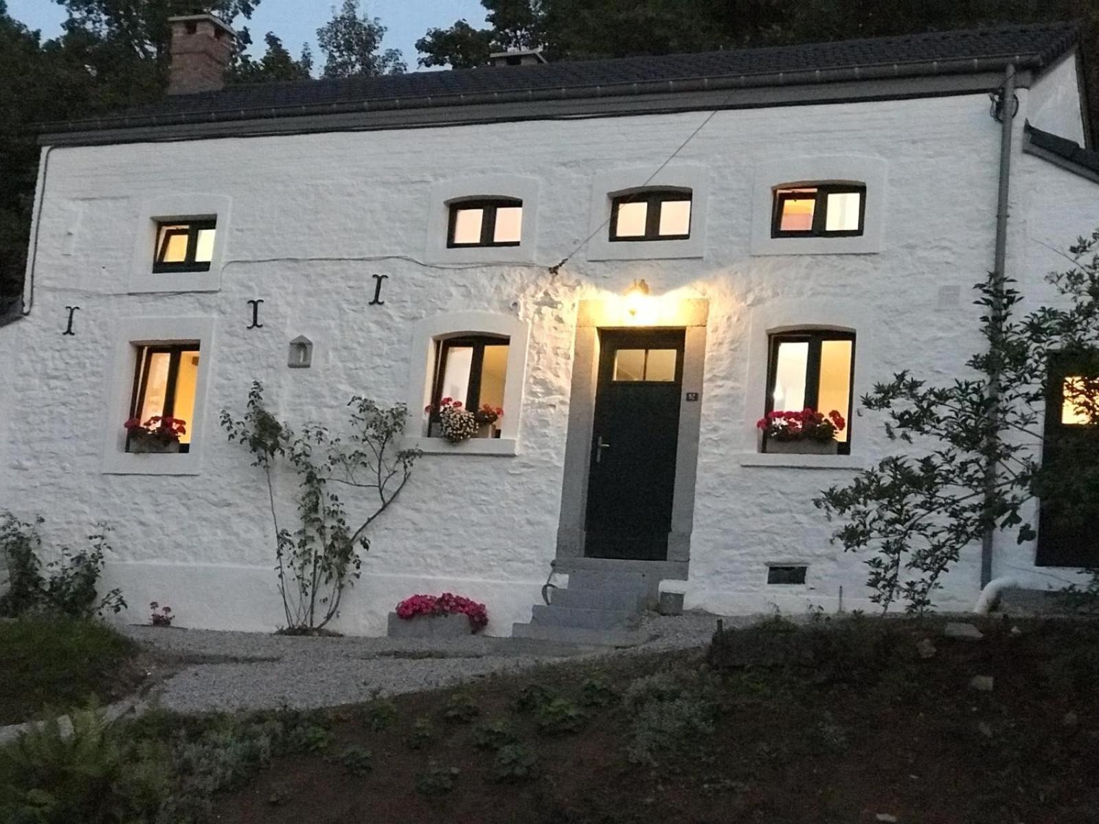 La Petite Maison Blanche Wanze Esterno foto