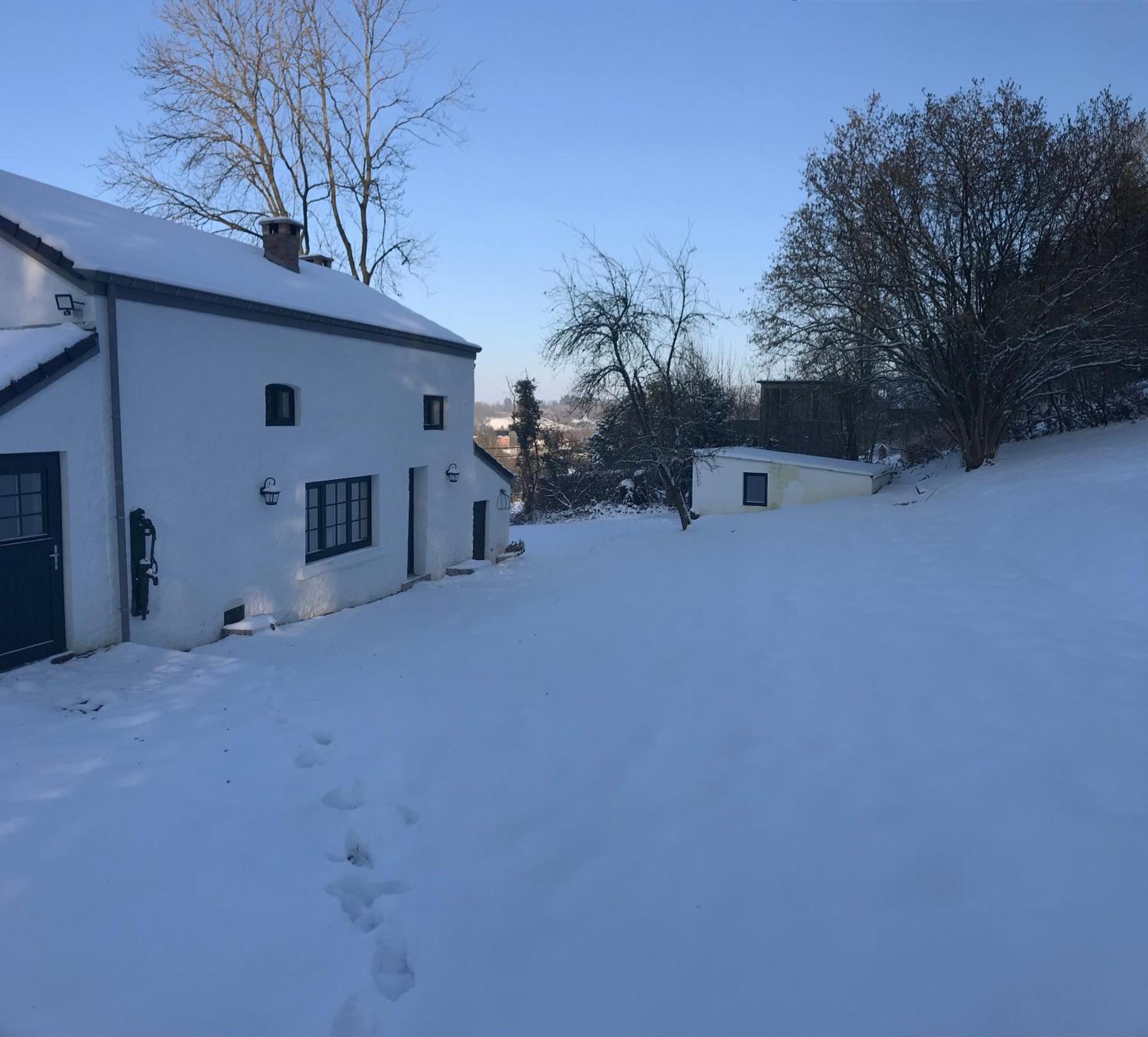 La Petite Maison Blanche Wanze Esterno foto
